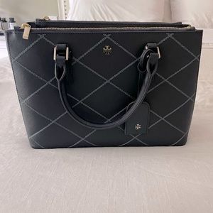 Gorgeous Navy Tory Burch Handbag